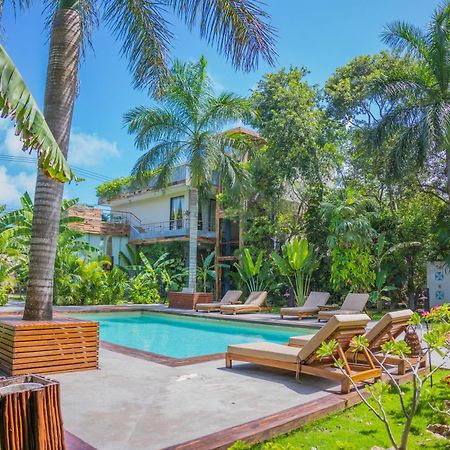 Xscapetulum Hotel Exterior photo